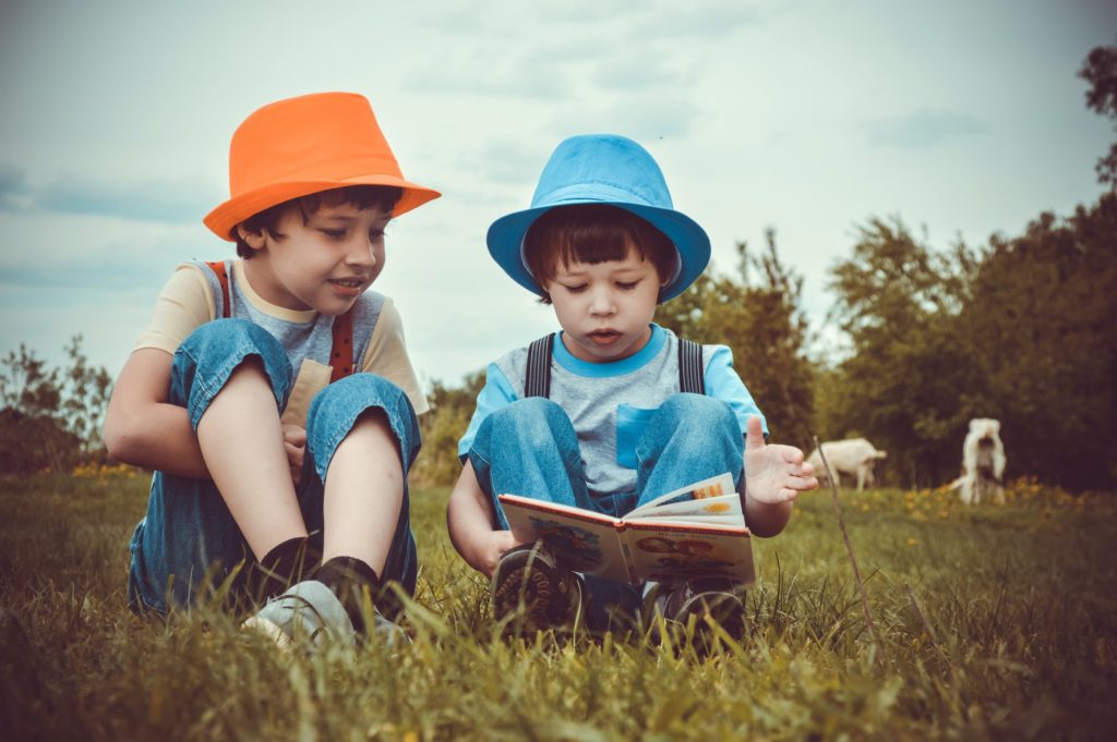 The Best Reading Lessons to Give to Your Kids
