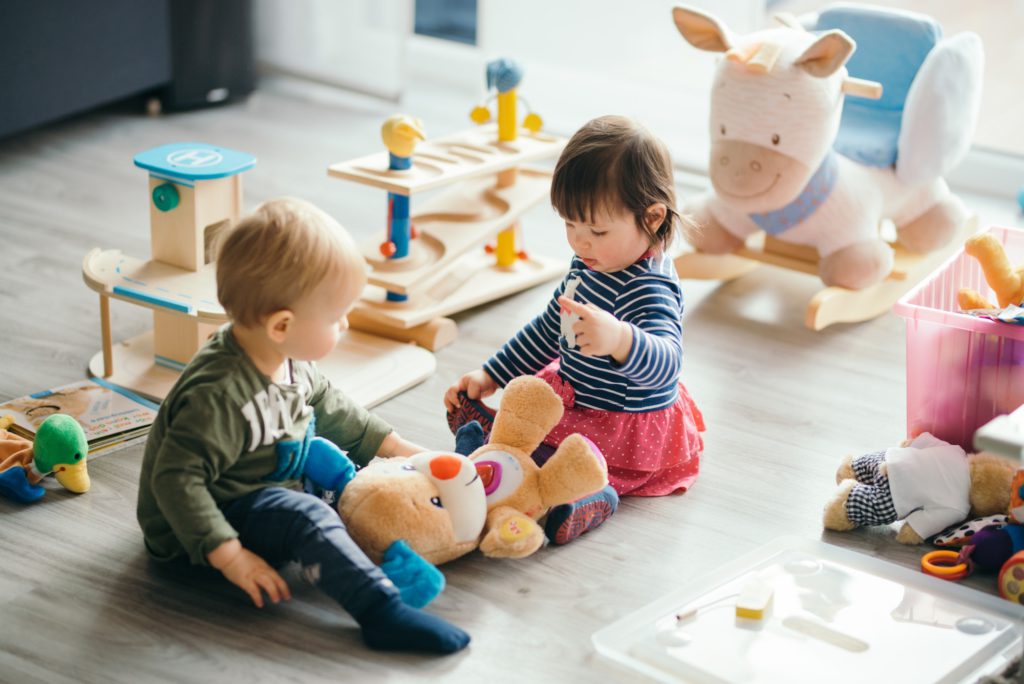 How to Choose the Best Daycare Services for Your Little One